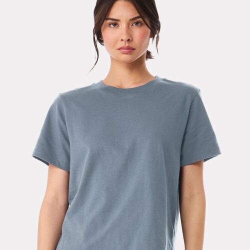 Women's 6 oz Heavyweight Tee Vignette